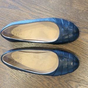 Naturalizer Black Leather Flats